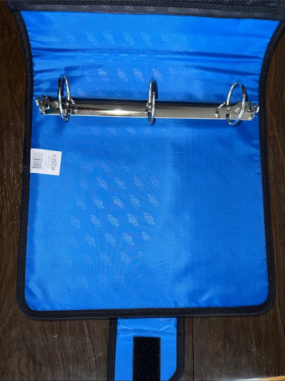 Case-it Black & Blue Velcro Closure 3in 3 ring Binder w/Built in Organizer